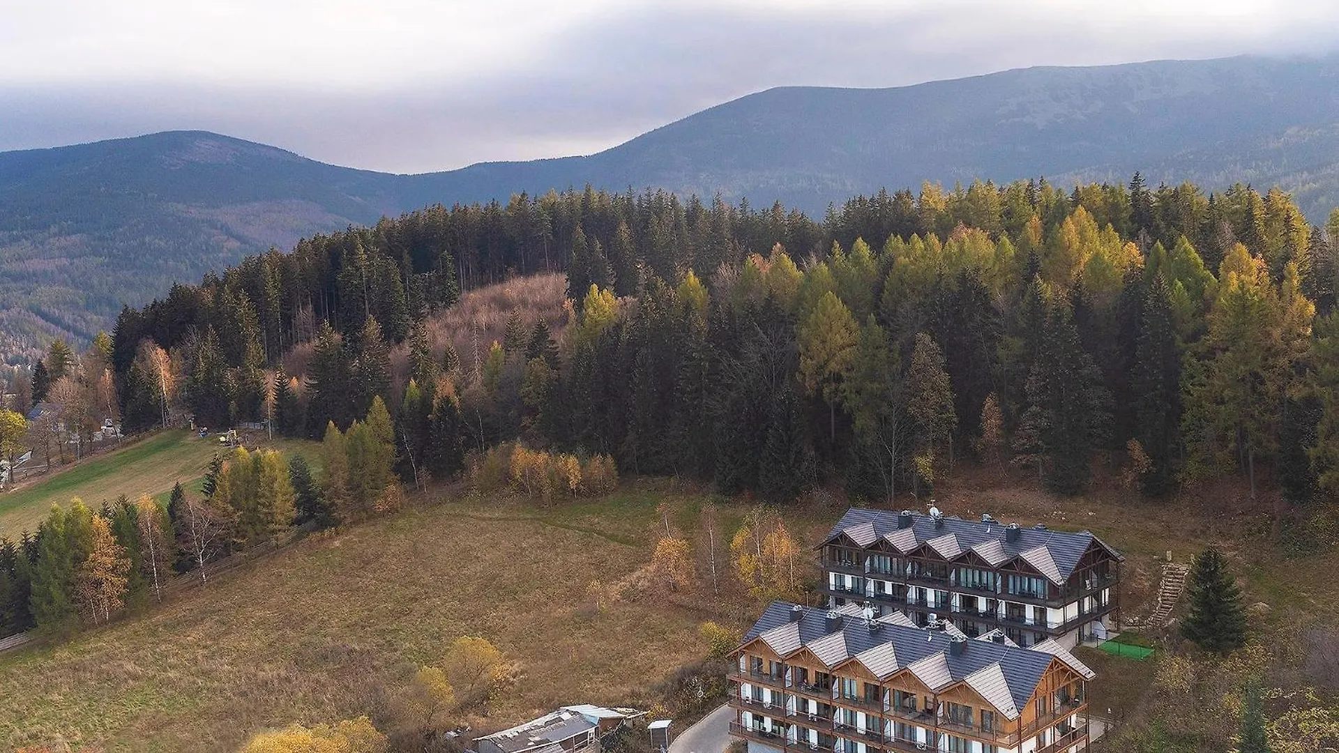 Διαμέρισμα Stylowe I Klimatyczne Apartamenty Sun Seasons 24 W Karpaczu By Noclegi Renters Πολωνία