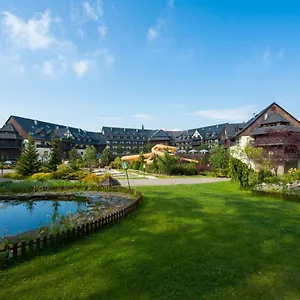2* Semesteranläggning (resort) Sandra Spa